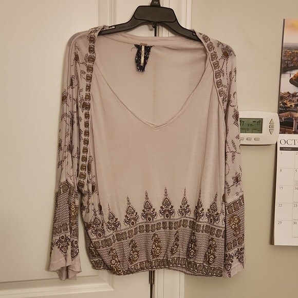 Free People Women's Purple & Gold Drapy Top w/ Flowy Sleeves Size XS - Picture 1 of 10